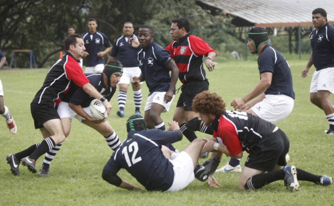 El rugby, un deporte que crece en Honduras