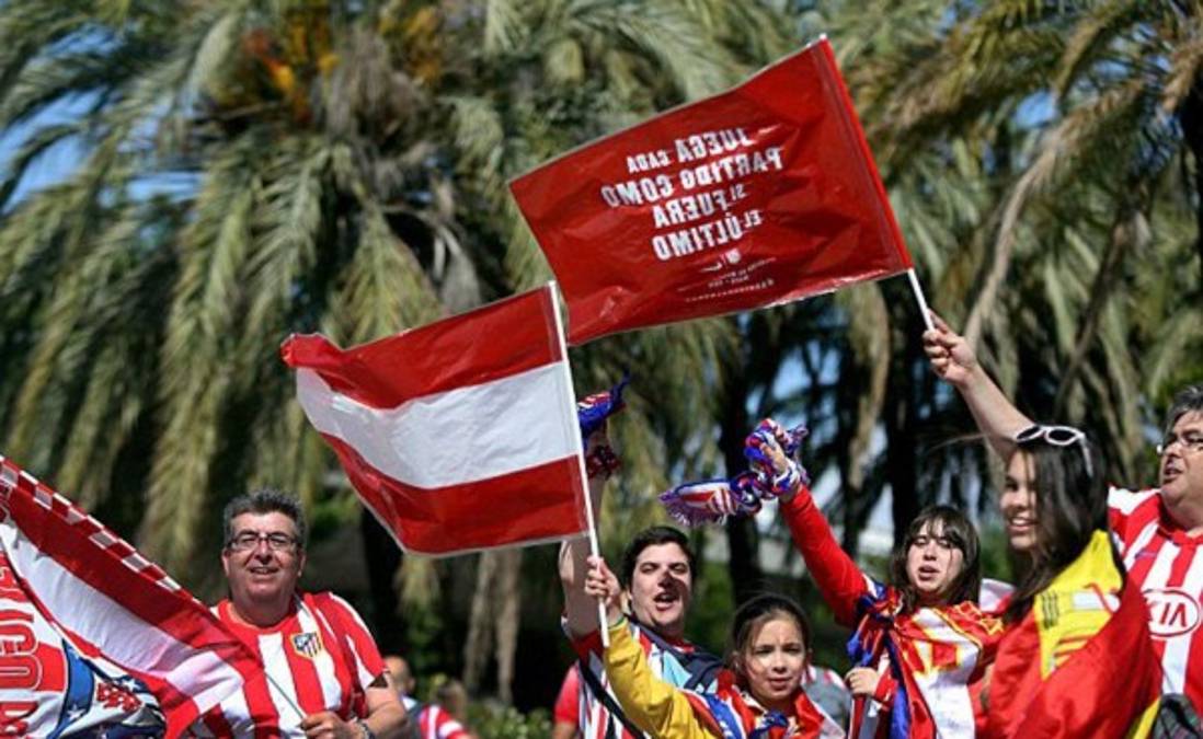 Gran ambiente en las calles de Lisboa previo a la final de la Champions League