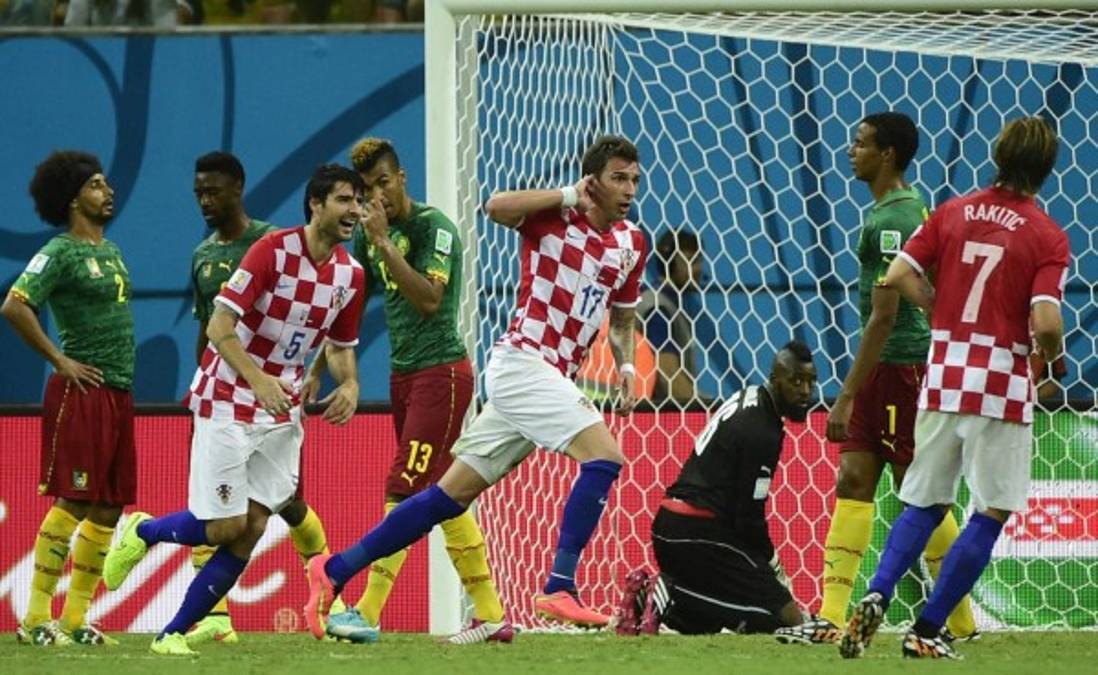Croacia despide a Camerún y se mantiene con vida en el Mundial