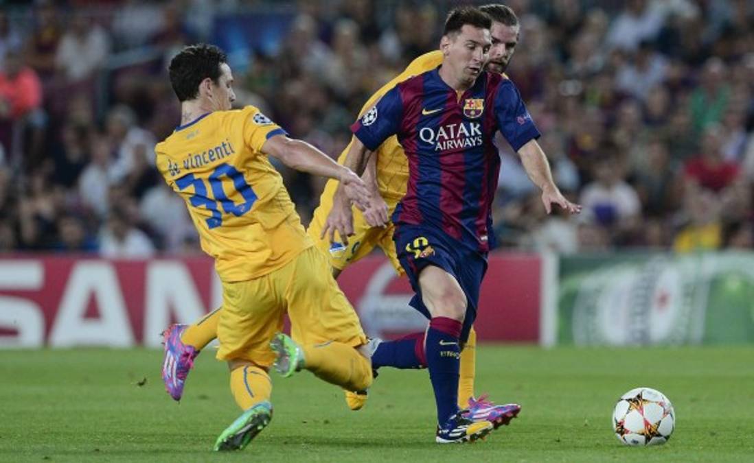 Gerard Piqué da triunfo en Champions a un deslucido Barcelona