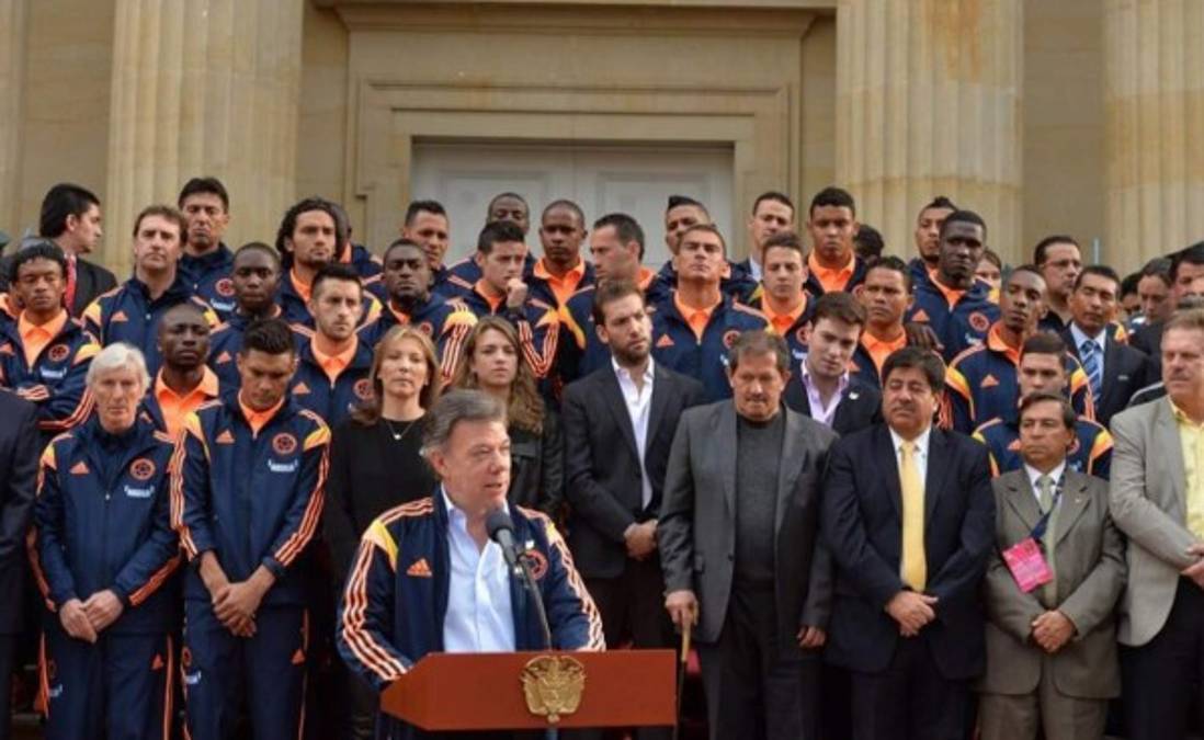 Presidente de Colombia despide a su selección previo al Mundial