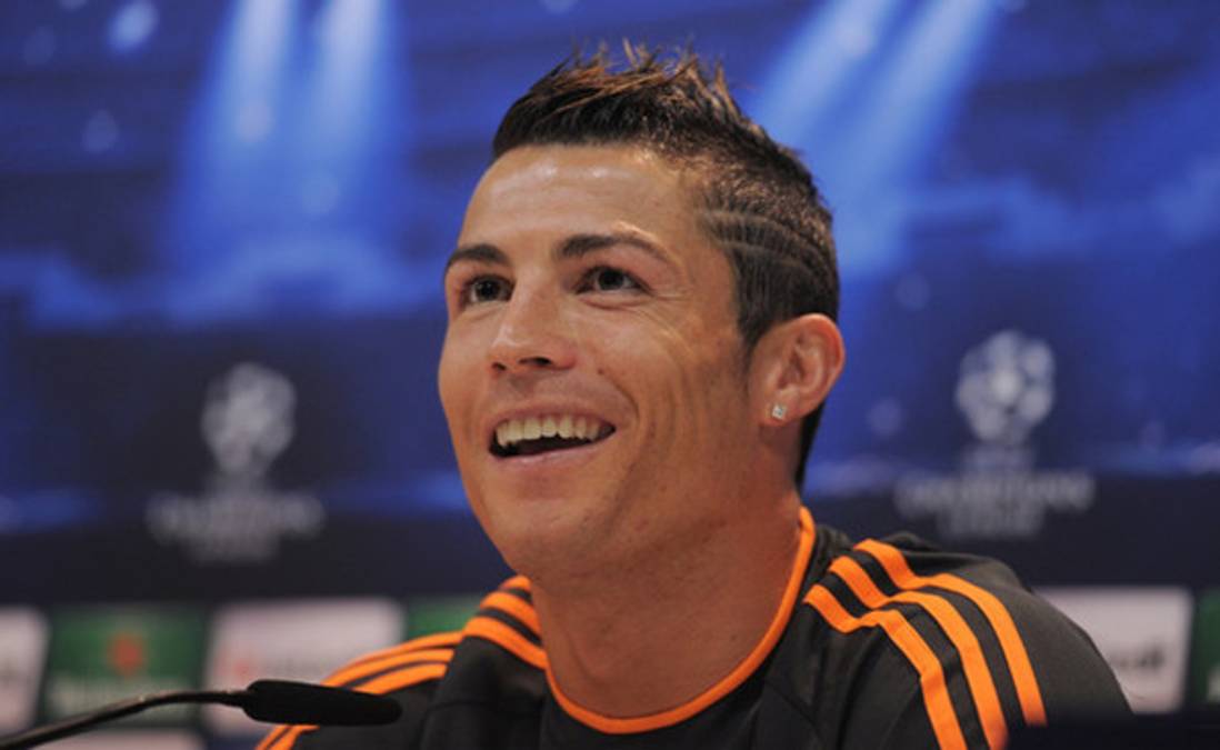 Cristiano se solidariza con un bebé y costeará operación