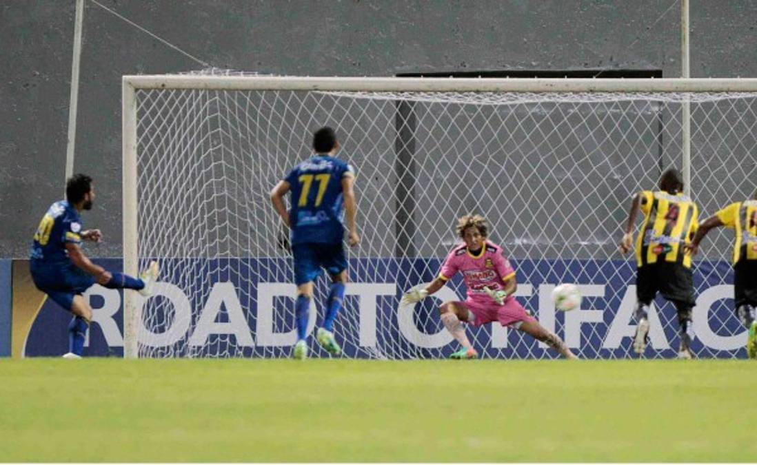 Real España se pone cuesta arriba en la Champions de Concacaf