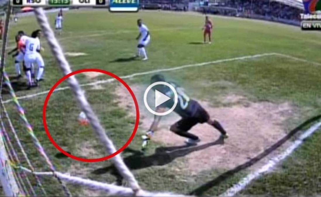 Video: Donis Escober comienza a ser la figura del Olimpia ante Real Sociedad