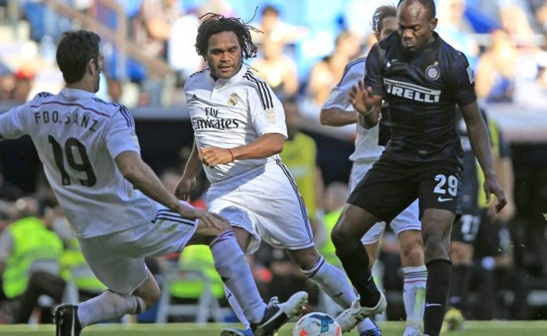 David Suazo jugó en leyendas del Inter contra Real Madrid
