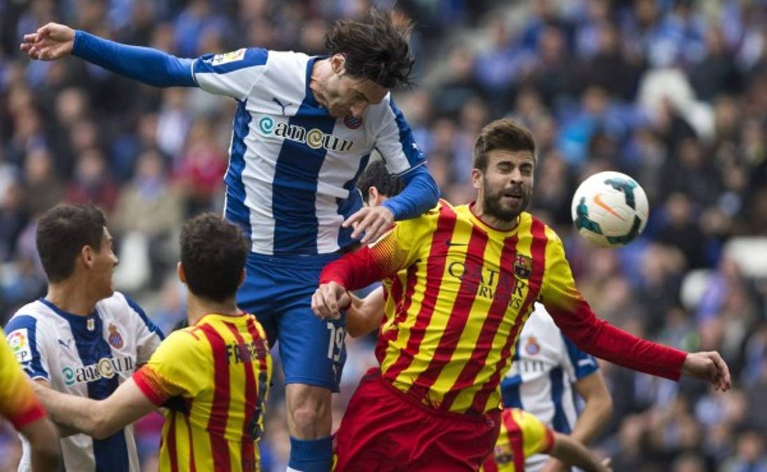 El Barcelona ganó con polémica y sufrimiento