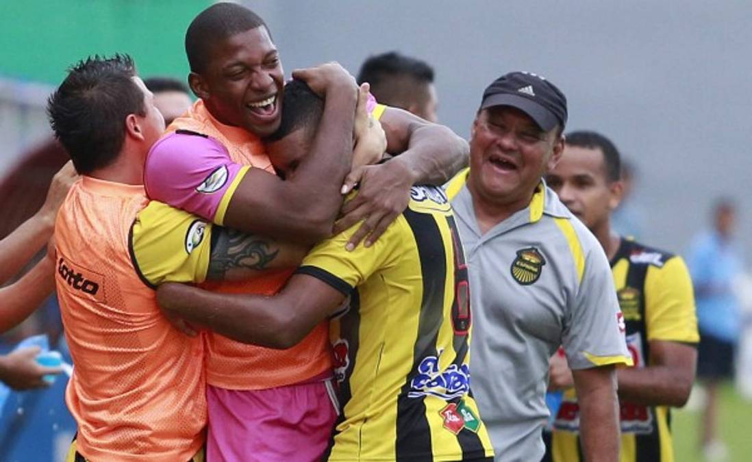 Real España da paliza al Motagua y es nuevo líder del Apertura