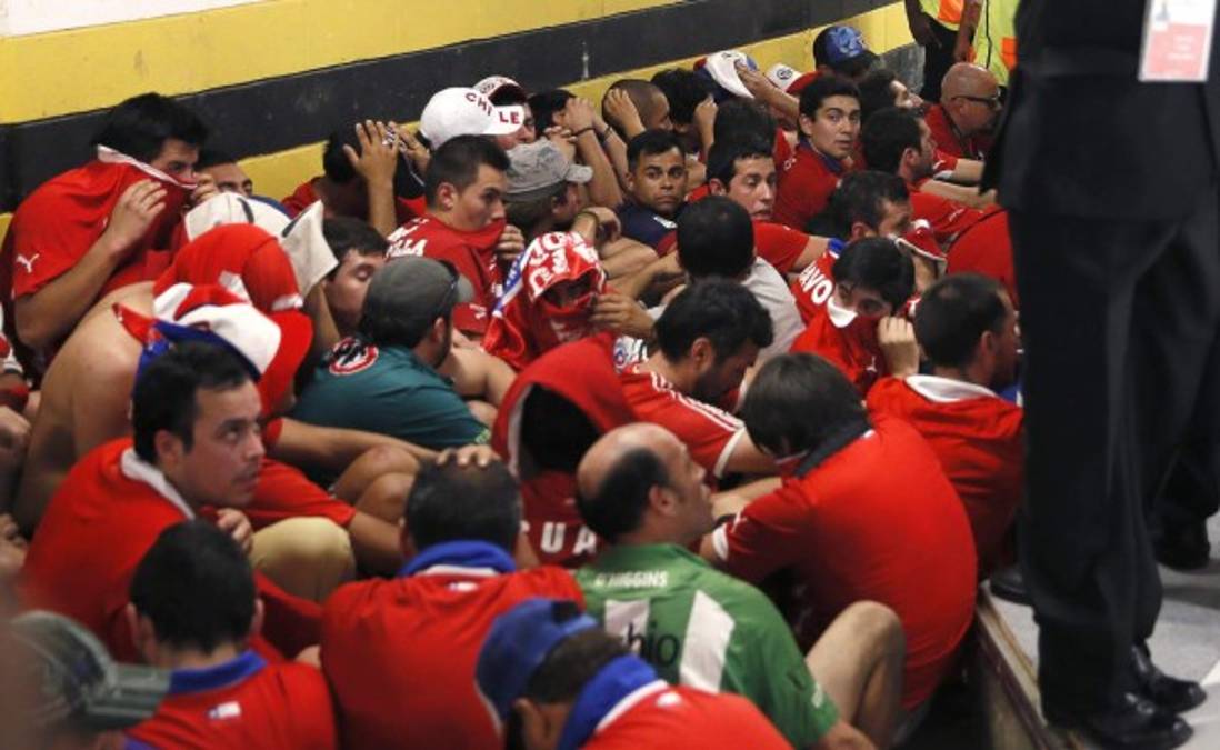 Aficionados chilenos provocan disturbios al intentar ingresar al Maracaná