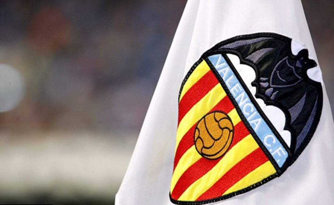 DC Comics demanda al Valencia por escudo de Batman