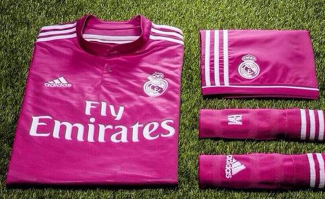 Real Madrid presentó sus vestimenta para la temporada 2014-2015
