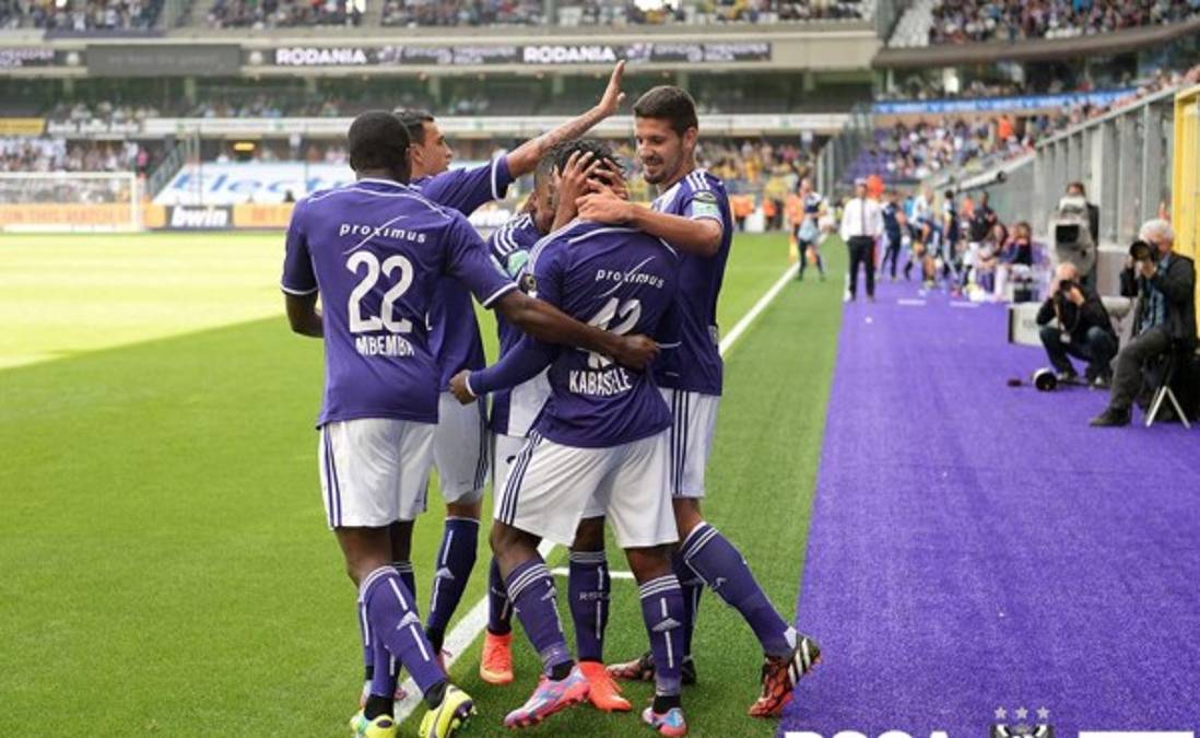 Anderlecht vuelve a la senda del triunfo y retiene liderato