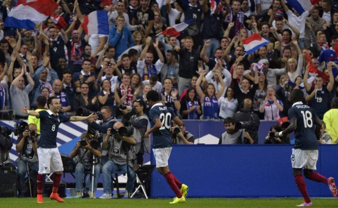 Francia se impuso a una España en descenso