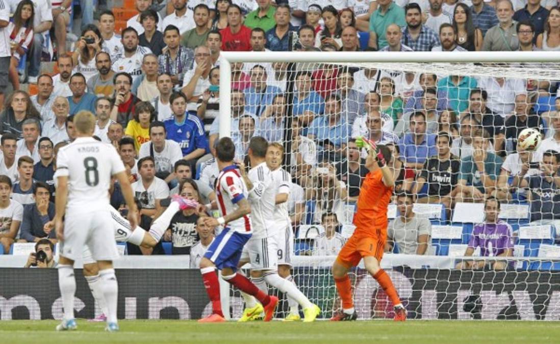 Atlético doblega al Real Madrid en el Bernabéu y es segundo