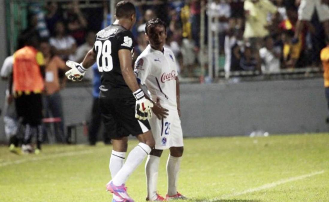 FOTOS: Donis Escober descargó su furia contra Javier Portillo