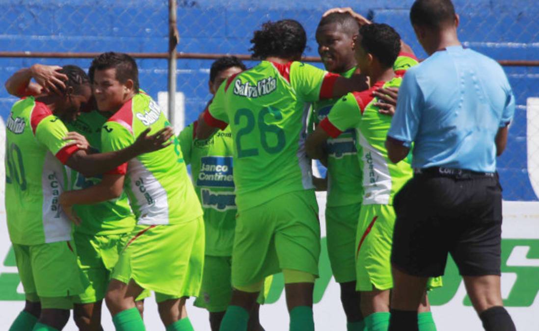 Marathón toca la salvación gracias al 'Bombero” Ramírez