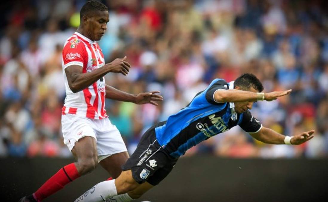 Hondureño Brayan Beckeles destaca en el once de la jornada 12 del fútbol mexicano