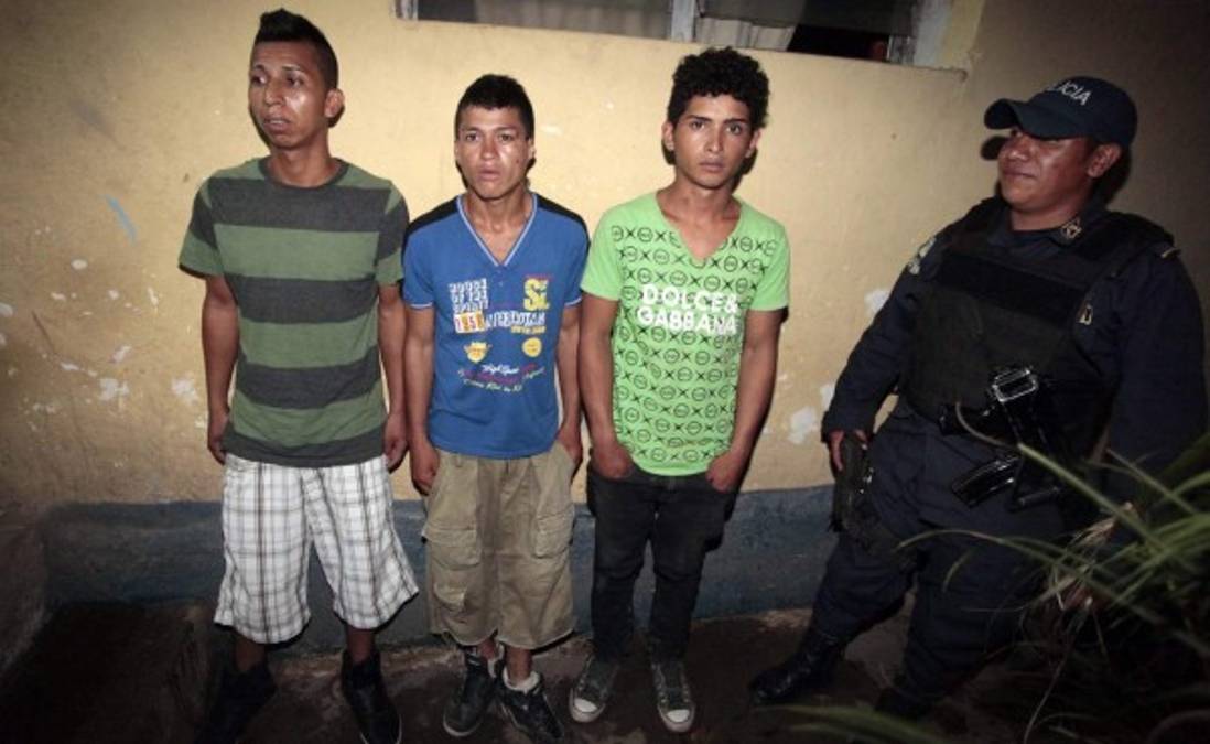 Con 'chimbas' capturan a supuestos aficionados de Motagua