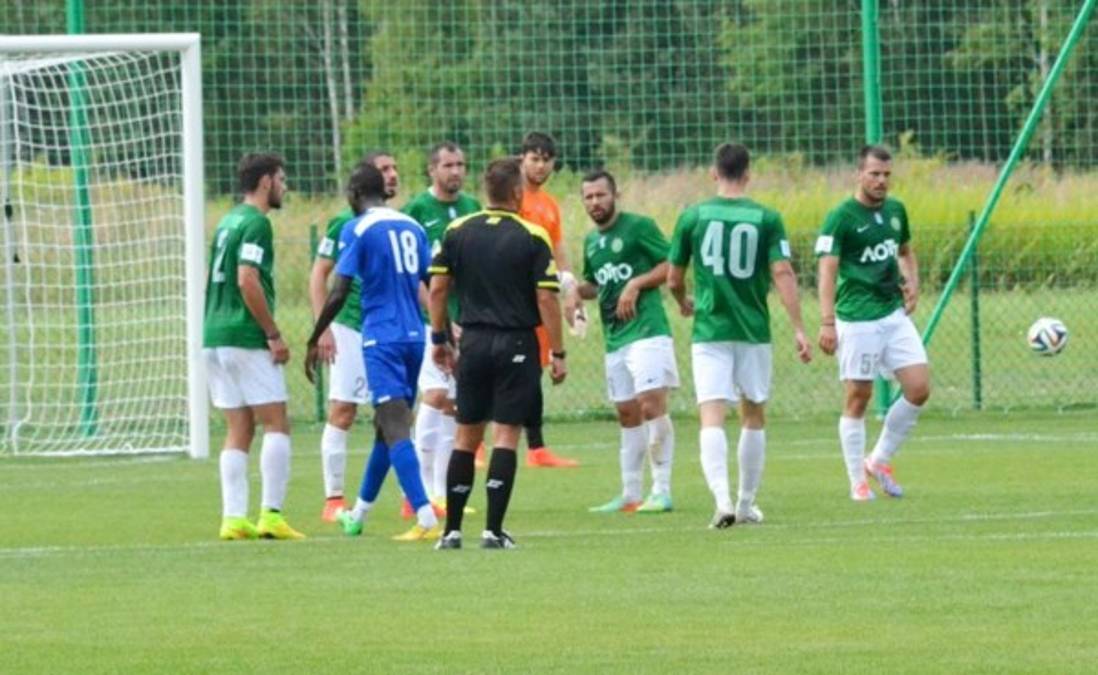 Alfredo Mejía juega su primer amistoso con el Panthrakikos de Grecia