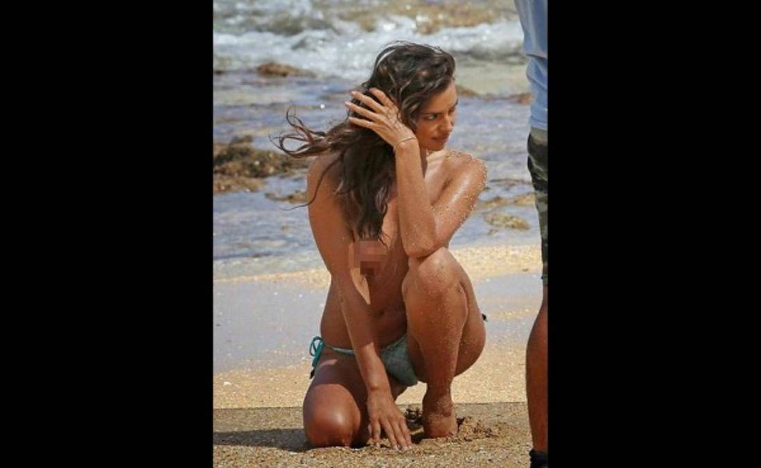 FOTOS: Paparazzi capta a Irina Shayk haciendo topless en Hawai