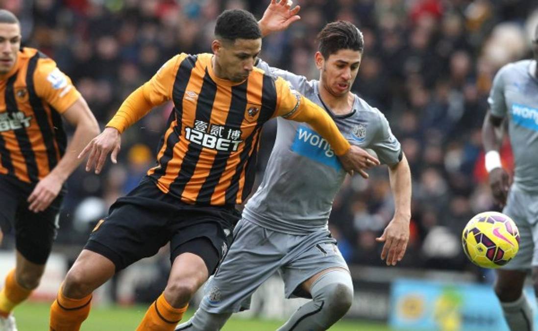 Newcastle golea a un Hull City sin Maynor Figueroa