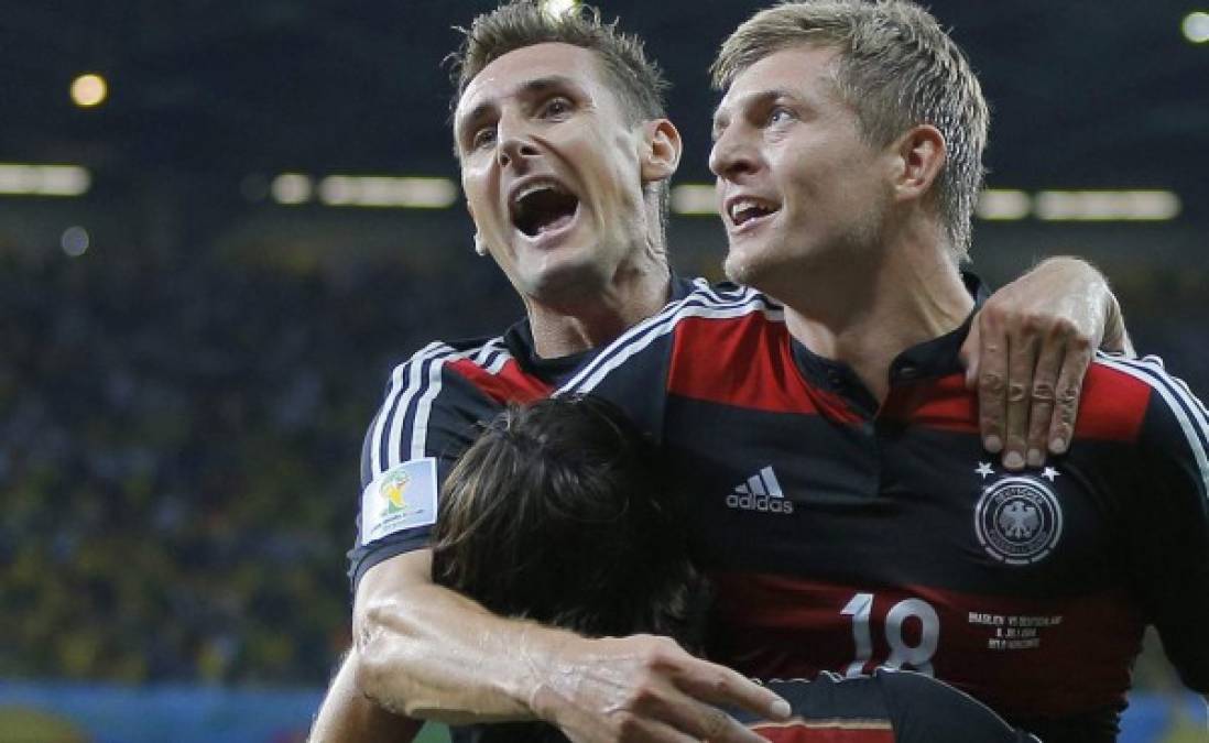 Alemania le receta paliza de Mundial a Brasil
