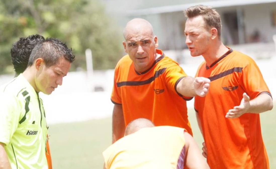 Con calor y goles arrancó la Segunda División en Honduras