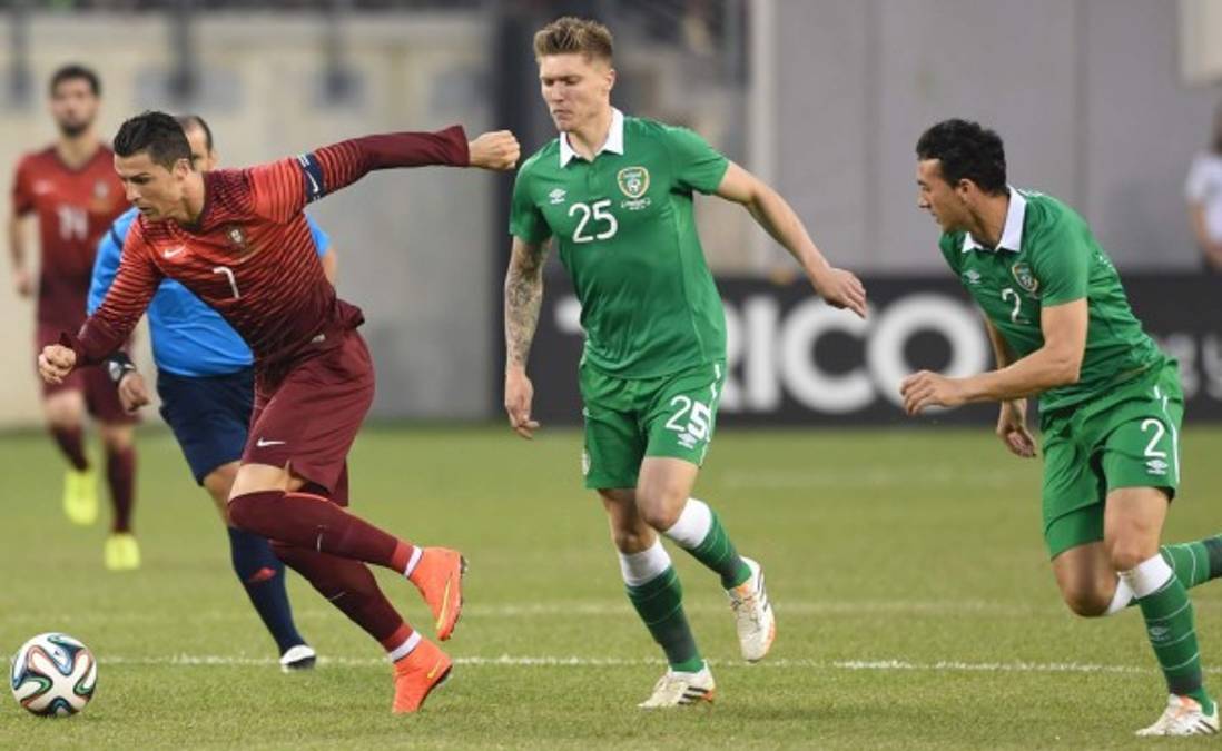 Portugal goleó a Irlanda en el regreso de Cristiano