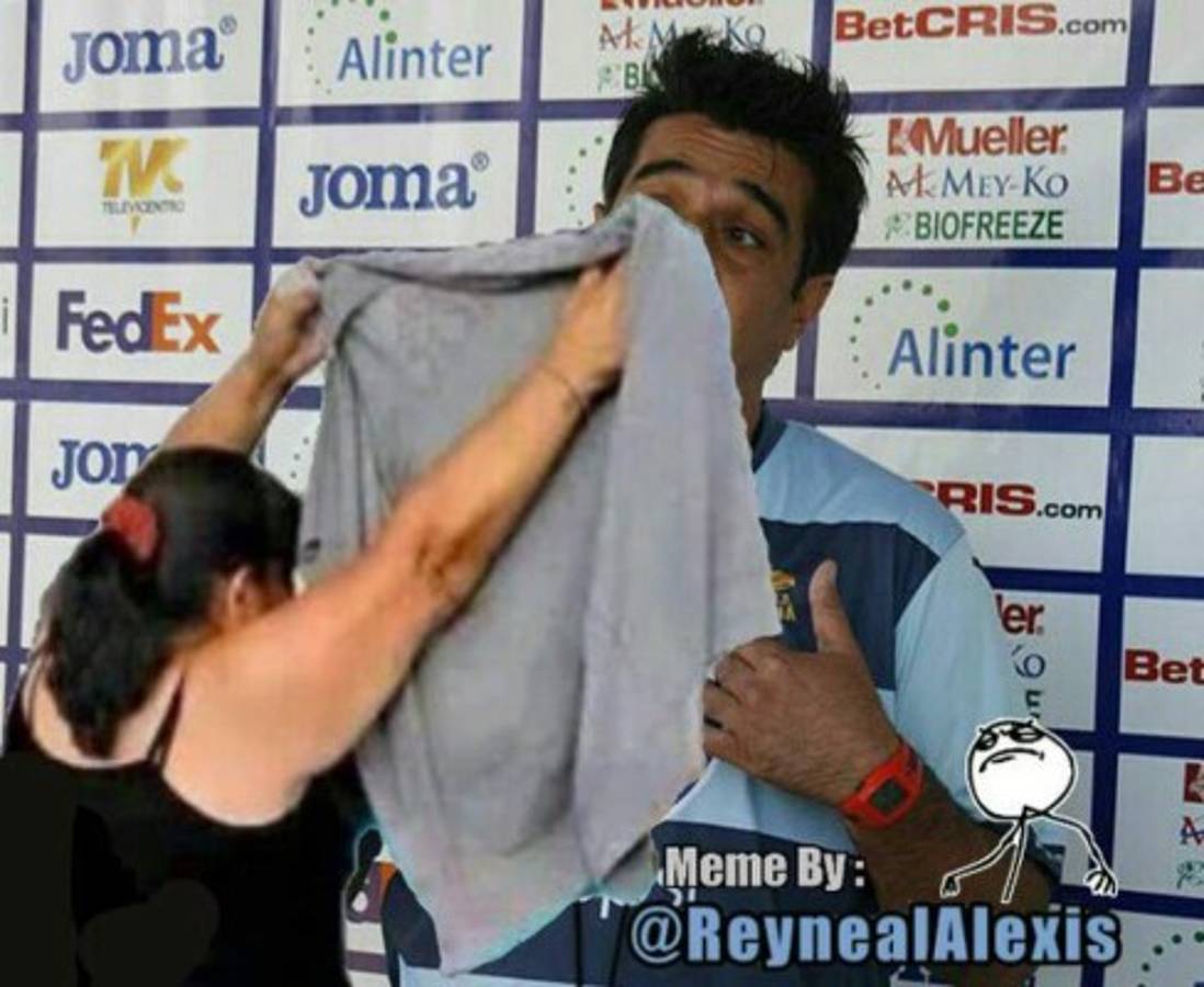 Motagua y Real España son víctimas de los memes tras ser eliminados