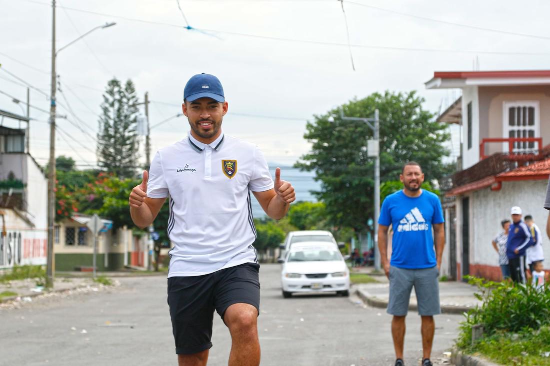 Triste actualidad: ¿Qué fue de Danny Acosta, el defensa hondureño por el que Fabián Coito apostó en el proceso a Qatar?