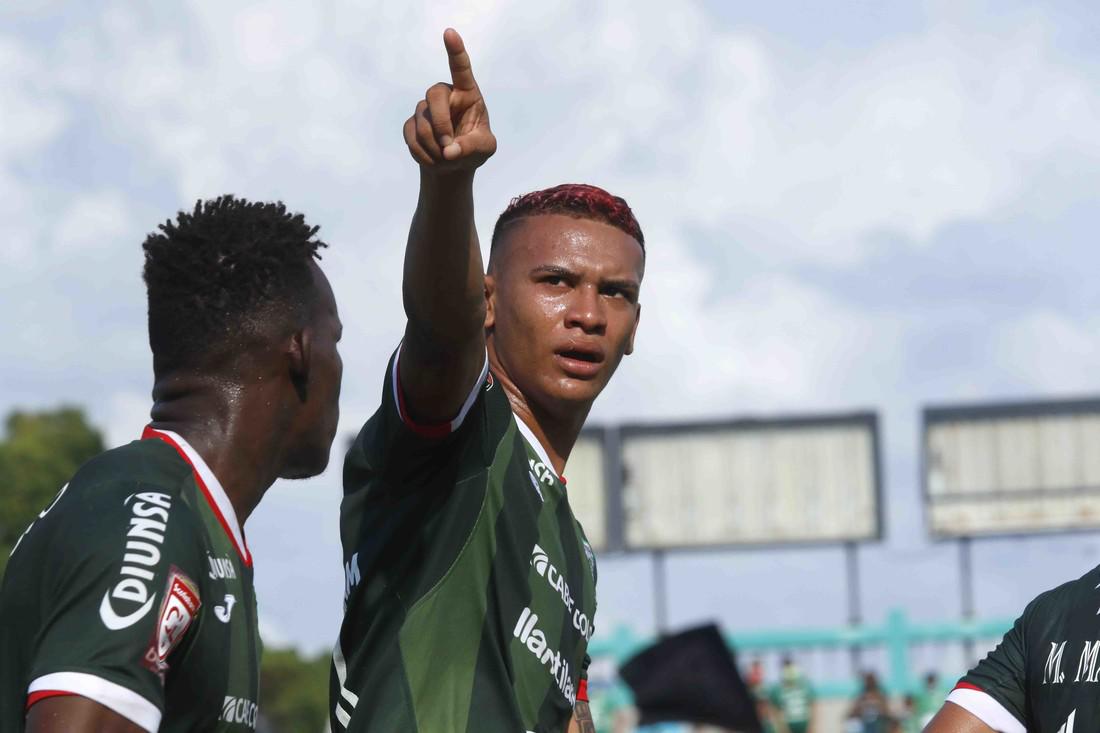 Mercado: Dos hondureños más a Europa, el equipo que quiere a Kervin Arriaga y bajas en Real España y Vida