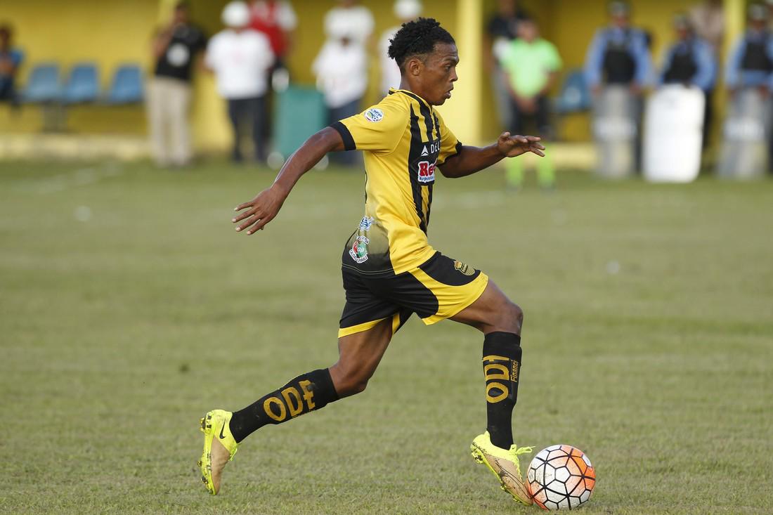 30 futbolistas que quizás no los recuerdas con la camiseta de este club grande de Liga Nacional de Honduras