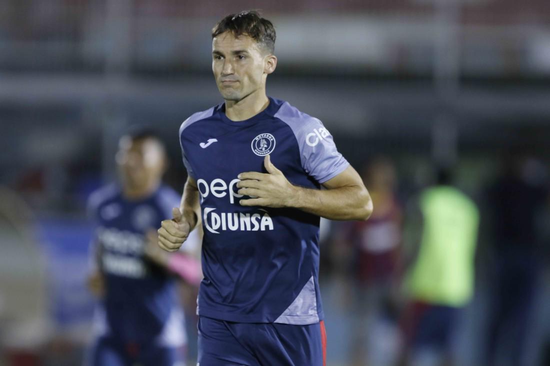 Mercado: Dos hondureños más al extranjero, legionario se despide de club y los que terminan contrato en Vida y Motagua