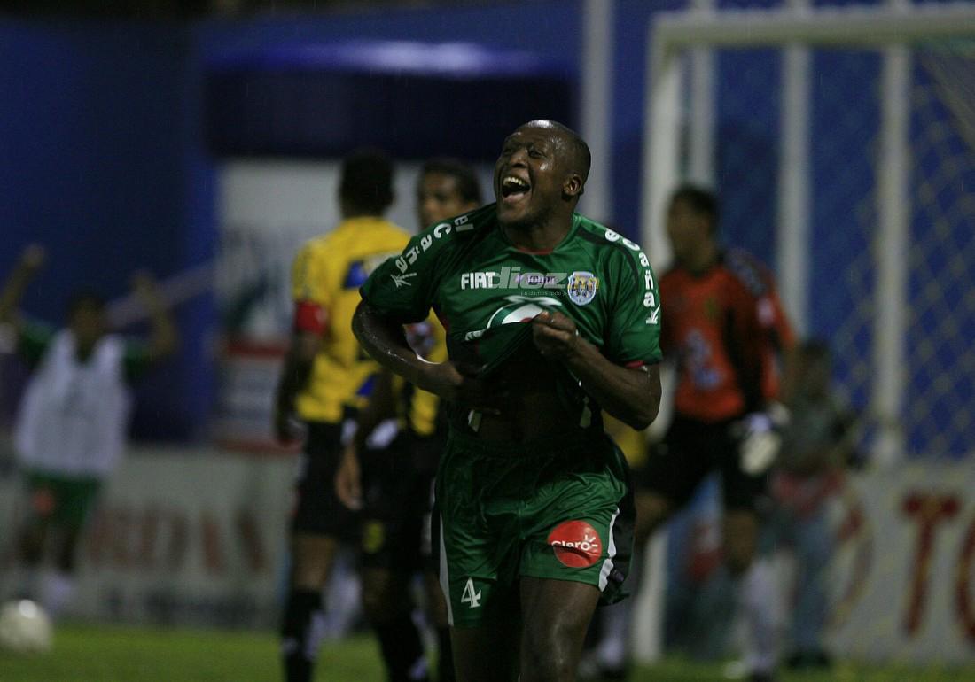 Del baúl de los recuerdos: Imperdibles imágenes del clásico sampedrano; hoy se vuelven a enfrentar en el Olímpico