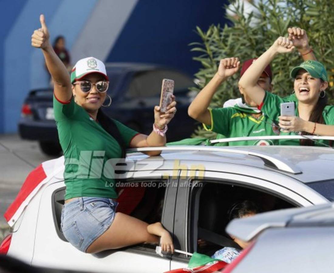 ¡Locura y hermosura! San Pedro Sula sigue celebrando la novena copa del Marathón
