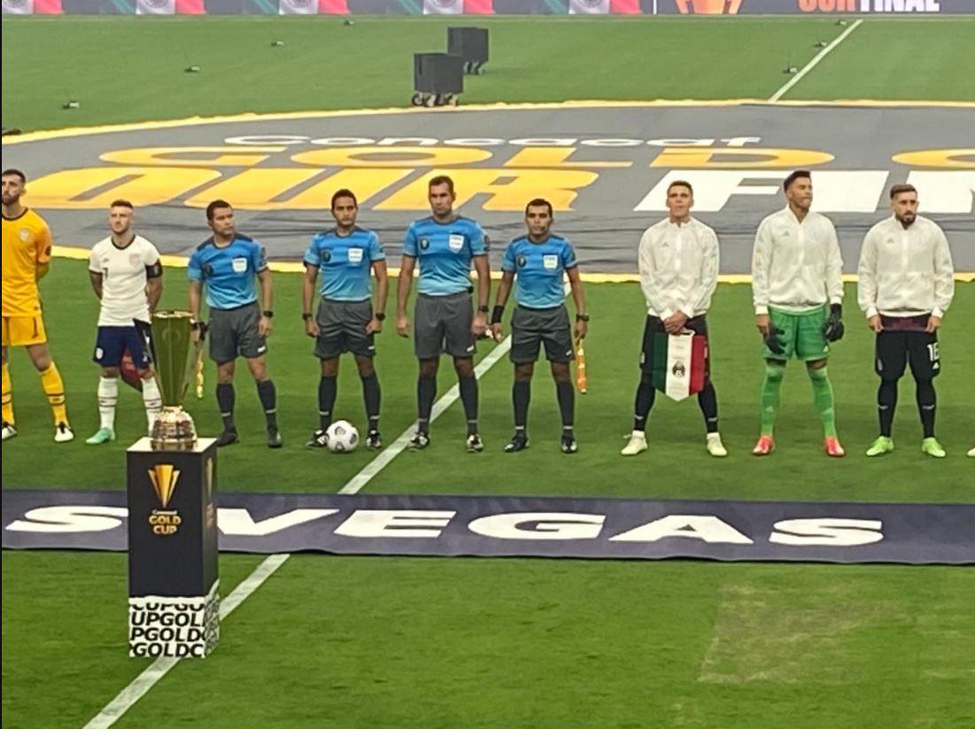 Said Martínez y Walter López es la dupla estelar del gremio arbitral en Honduras.