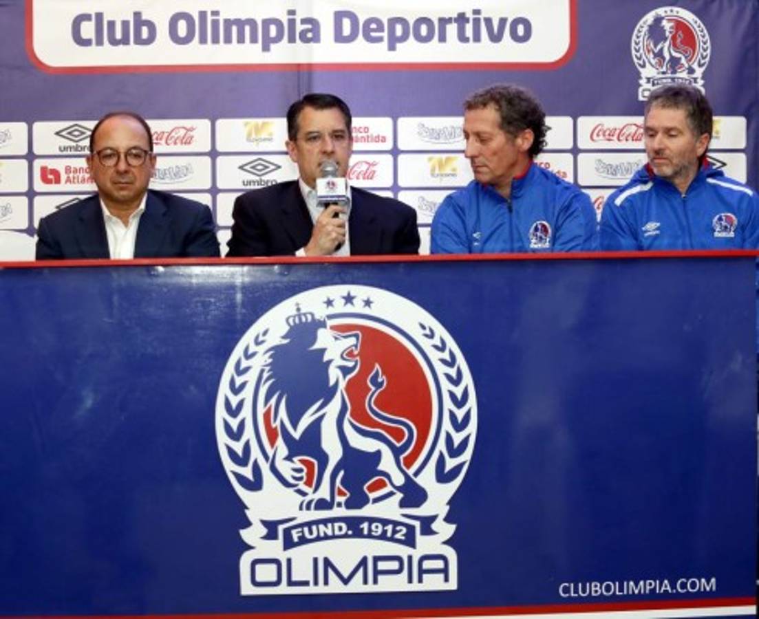 No viste en la presentación de Troglio: Su tatuaje y un hincha le llevó la camiseta de River