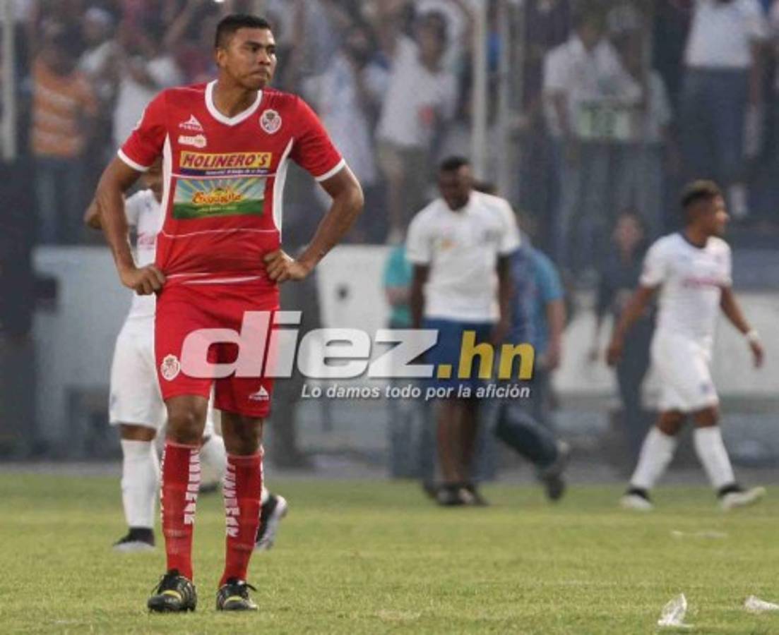 La tristeza de Real Sociedad tras perder su cuarta final