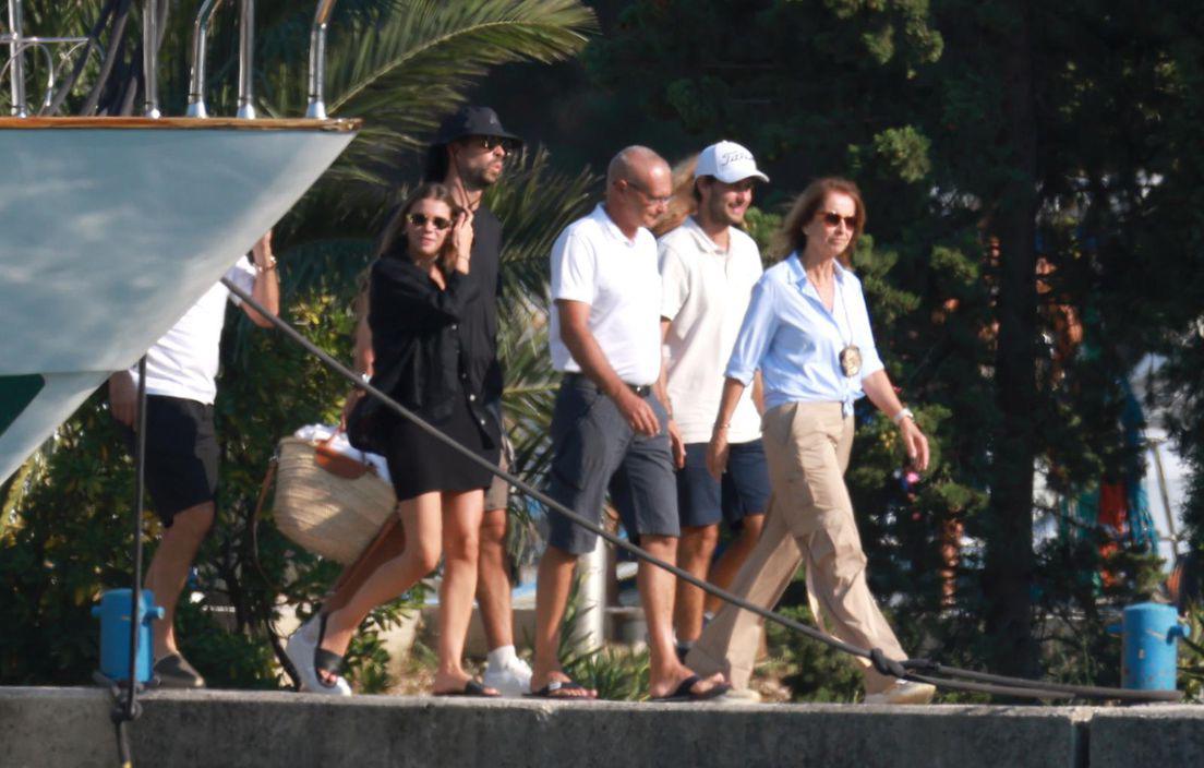 Clara Chía, como nunca antes y luciendo un bikini ajustado: ¡Las picantes vacaciones junto a Piqué donde dejó todo no escondió nada!