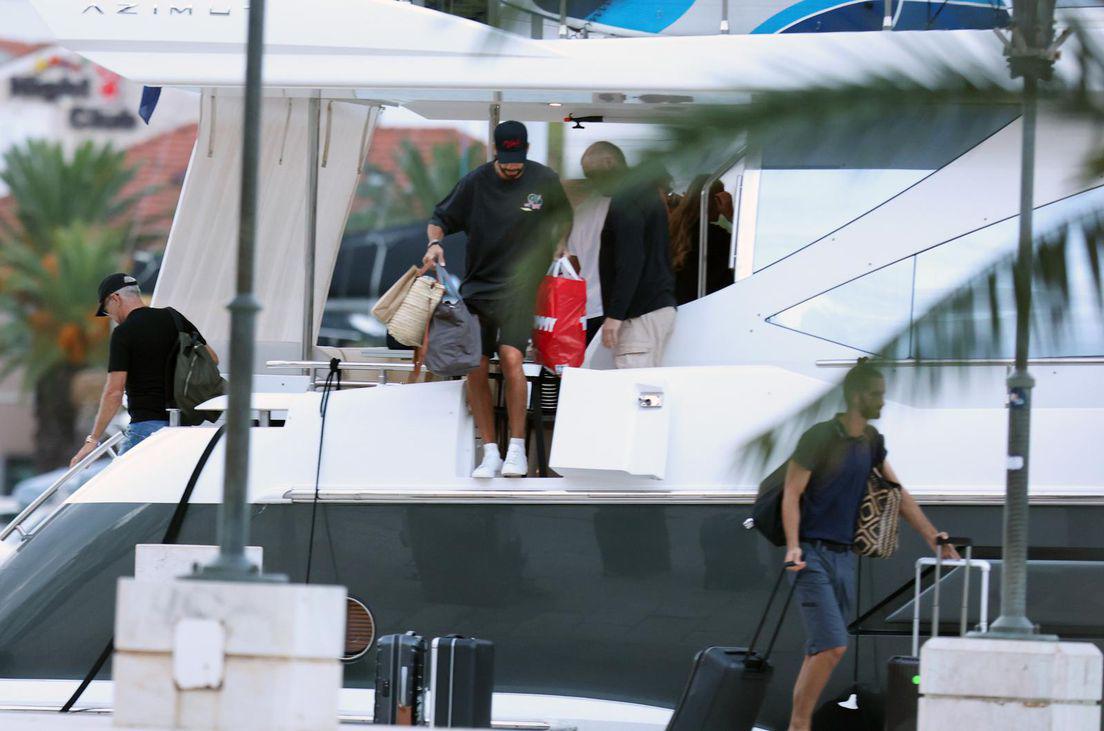 Clara Chía, como nunca antes y luciendo un bikini ajustado: ¡Las picantes vacaciones junto a Piqué donde dejó todo no escondió nada!