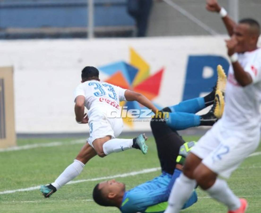 CURIOSO: El regreso de Wilson Palacios y los rostros tristes en Platense