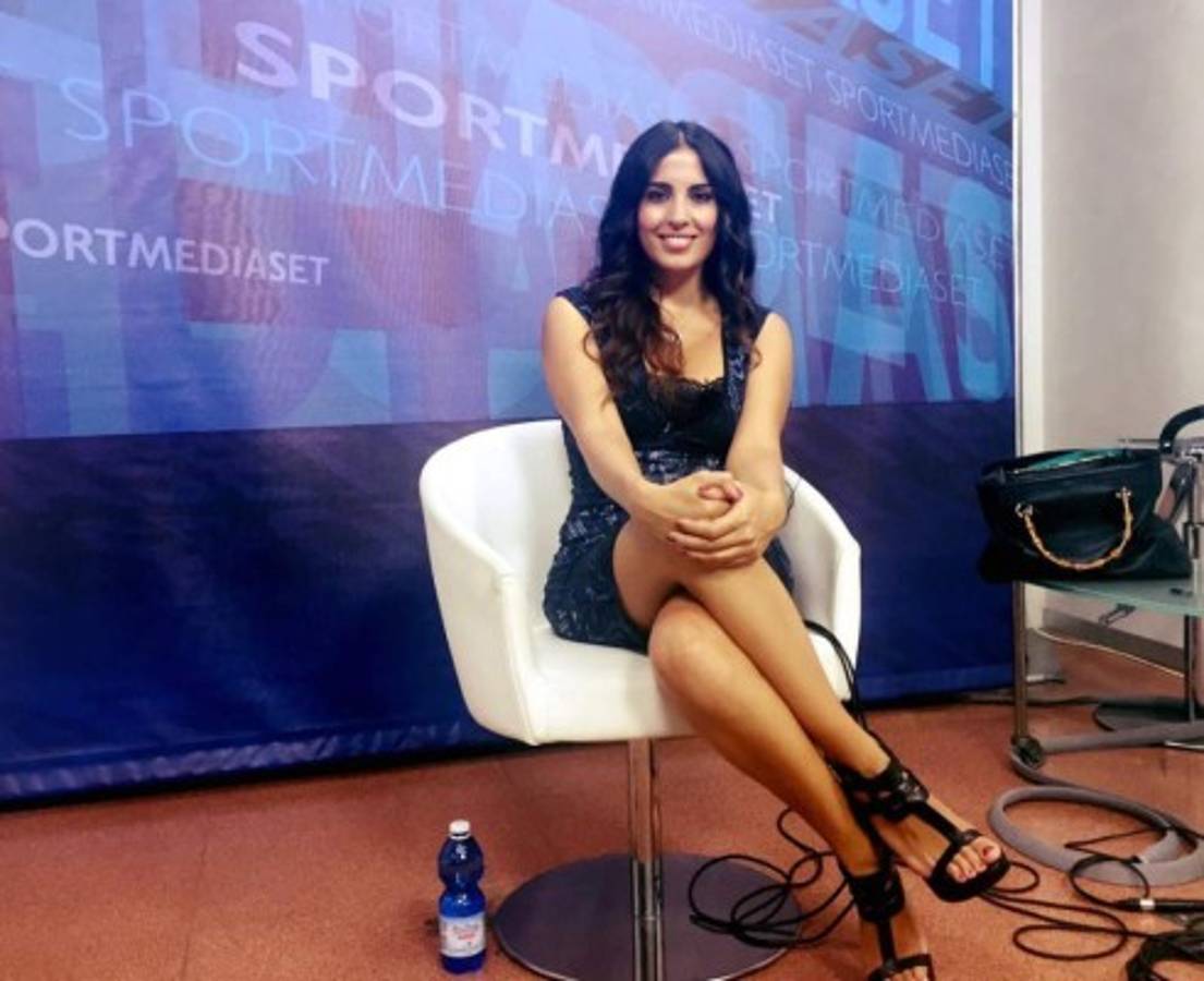 Francesca Brienza, la bella periodista suspendida por Roma TV
