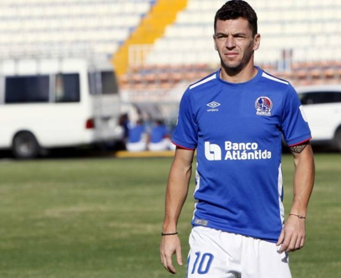 Pedro Troglio lo confirmó: Cambio total en el 11 del Olimpia para enfrentar al Real de Minas