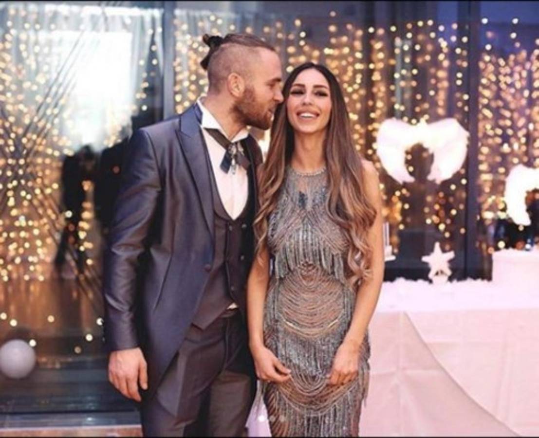 Así es la bella Tea Katai, la esposa 'racista' del jugador del Galaxy que fue despedido