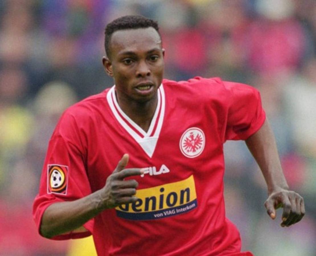 Las cláusulas de los futbolistas al descubierto: Fiestas, no viajar en avión y una playa privada