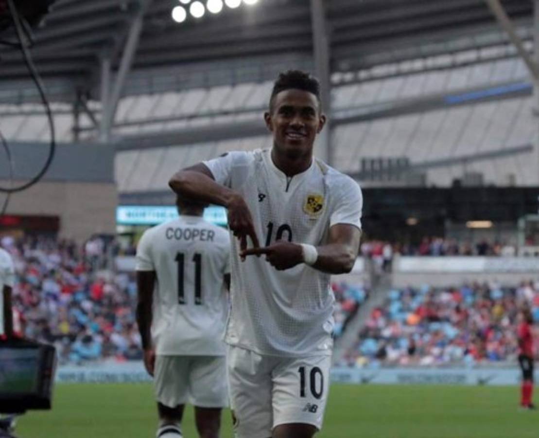 Lágrimas, festejos y polémica: Las imágenes que dejó el Panamá-Trinidad y Tobago