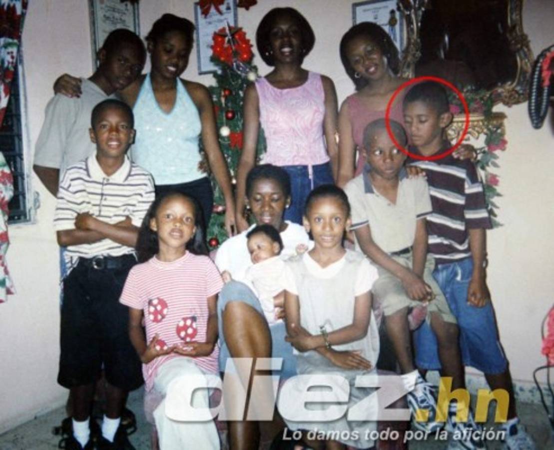 El álbum del 'Choco' Lozano: De tocar el tambo en barrio el Patrol al Tenerife