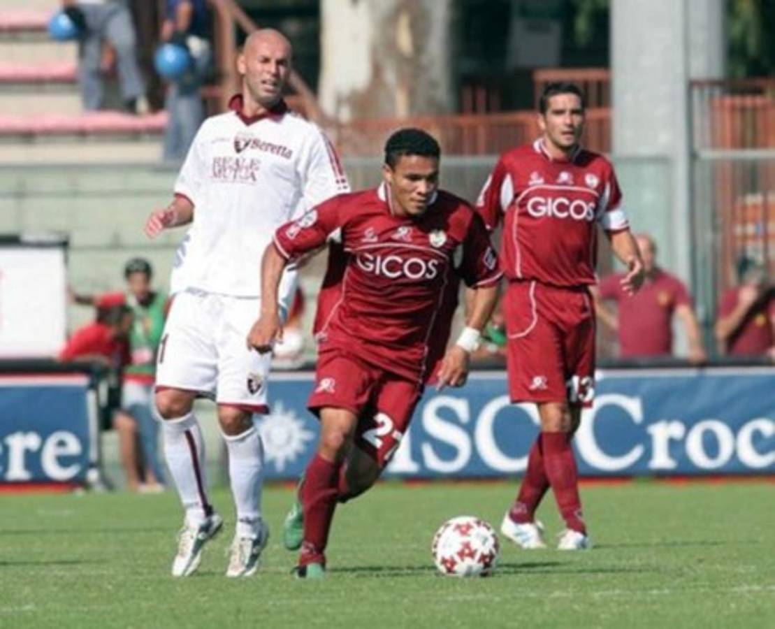 Así era la Legión de Hondureños hace varios años en Europa