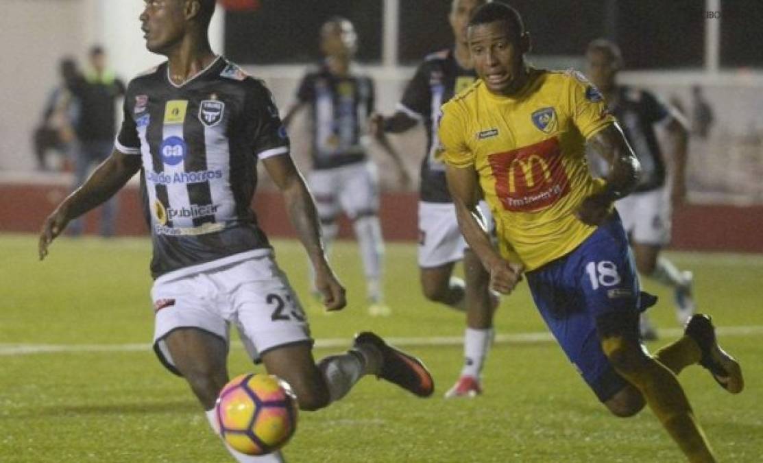 Chorrillo, Árabe Unido y Alianza pican por delante en el fútbol panameño
