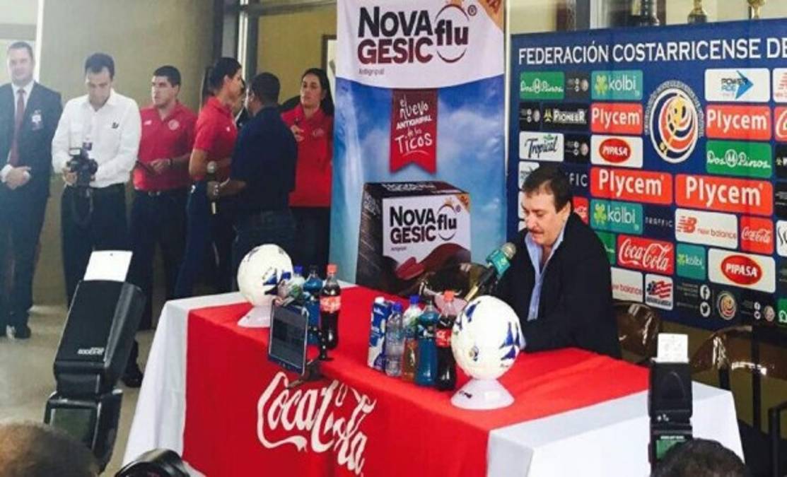 Oscar Ramírez anunció los convocados de Costa Rica para lo duelos ante Jamaica