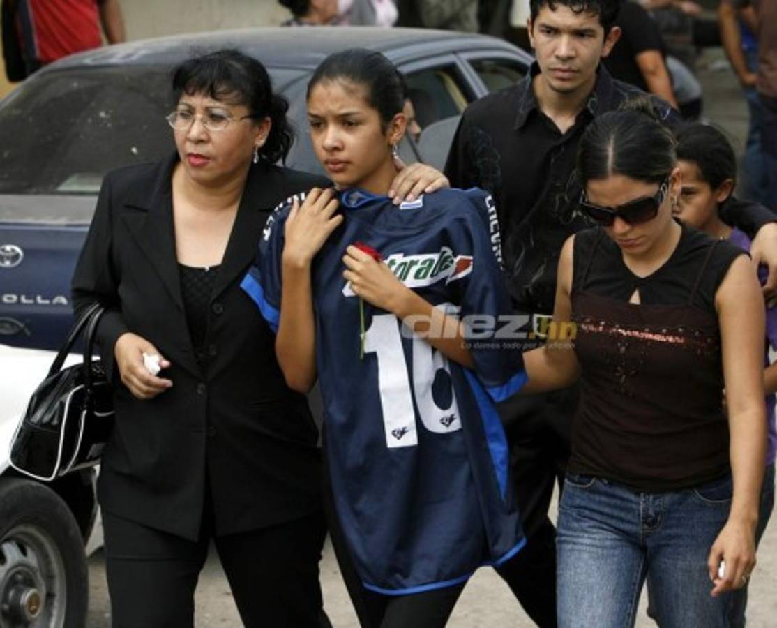 Edy Vásquez: El auto desecho donde murió, su contagioso baile, el llanto desconsolado de Emilio Izaguirre y su título con Motagua